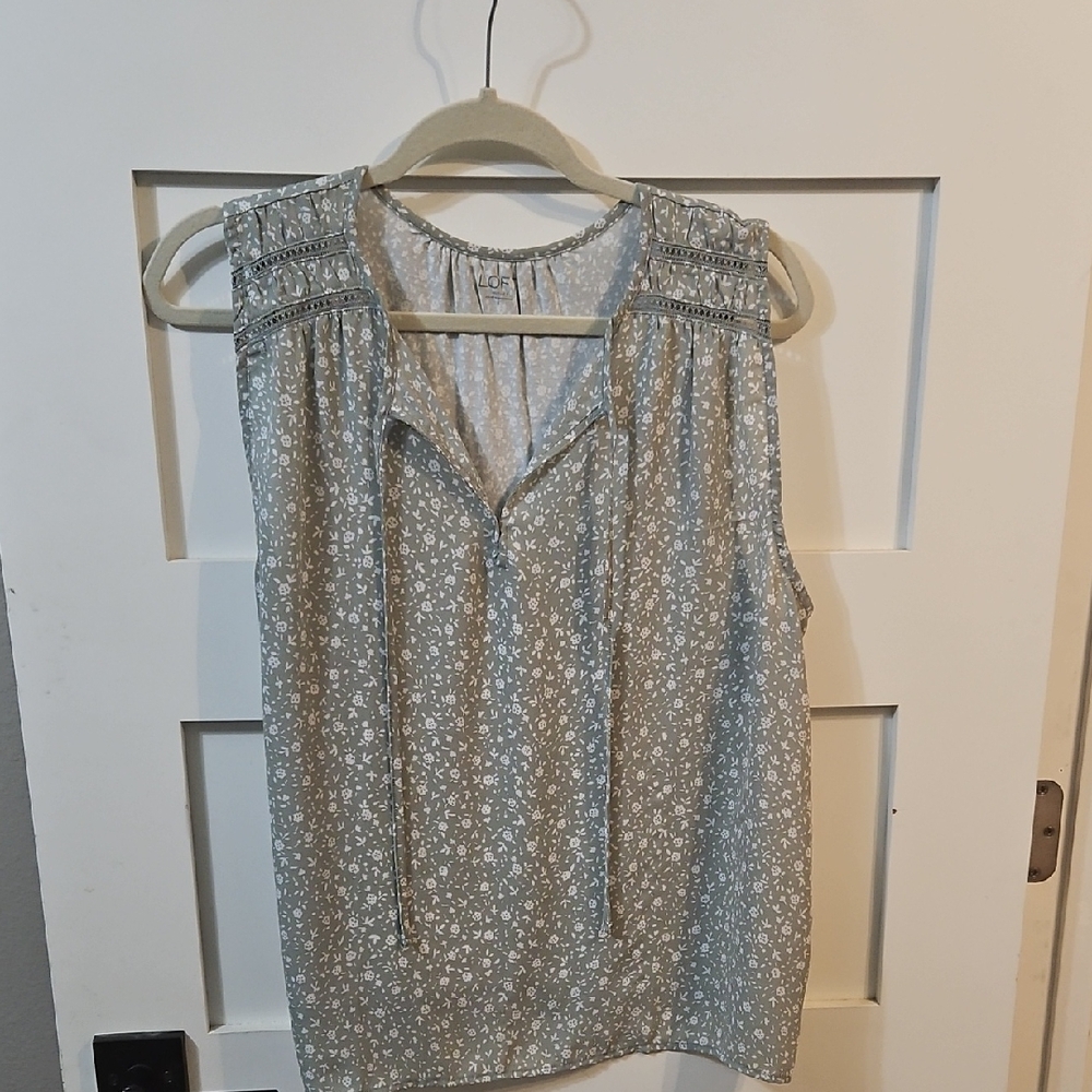 LOFT Floral Blouse - Gray and White
